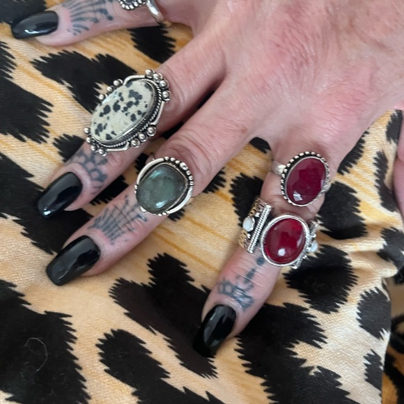 5 BOHO QUALITY RINGS SET - Picture 3 of 6